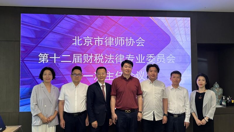 在签订合同前，双方应就保密条款进行充分协商。保密条款应包括但不限于以下内容：